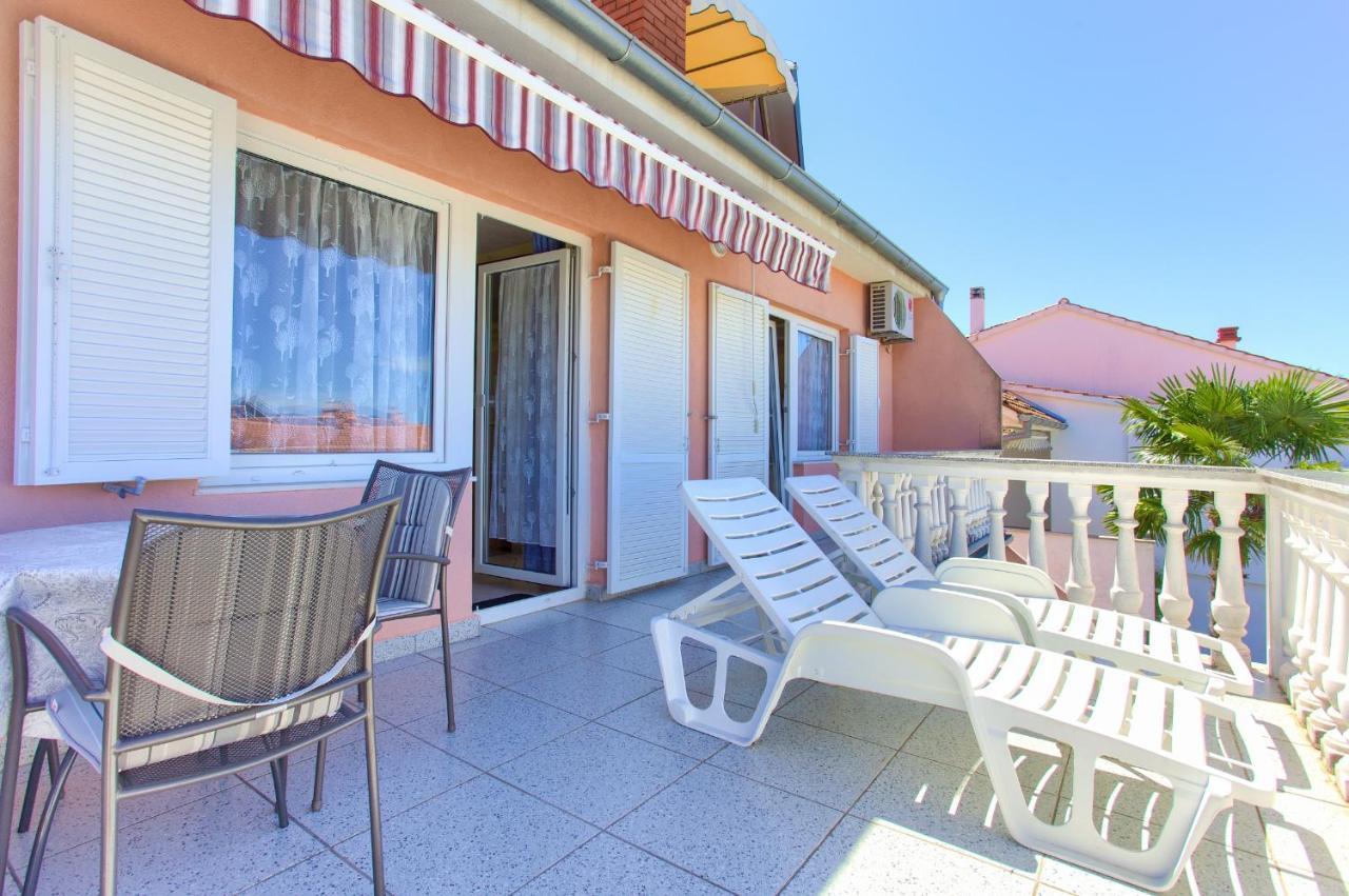 Stella Apartmani Malinska Samoborska 9 Esterno foto